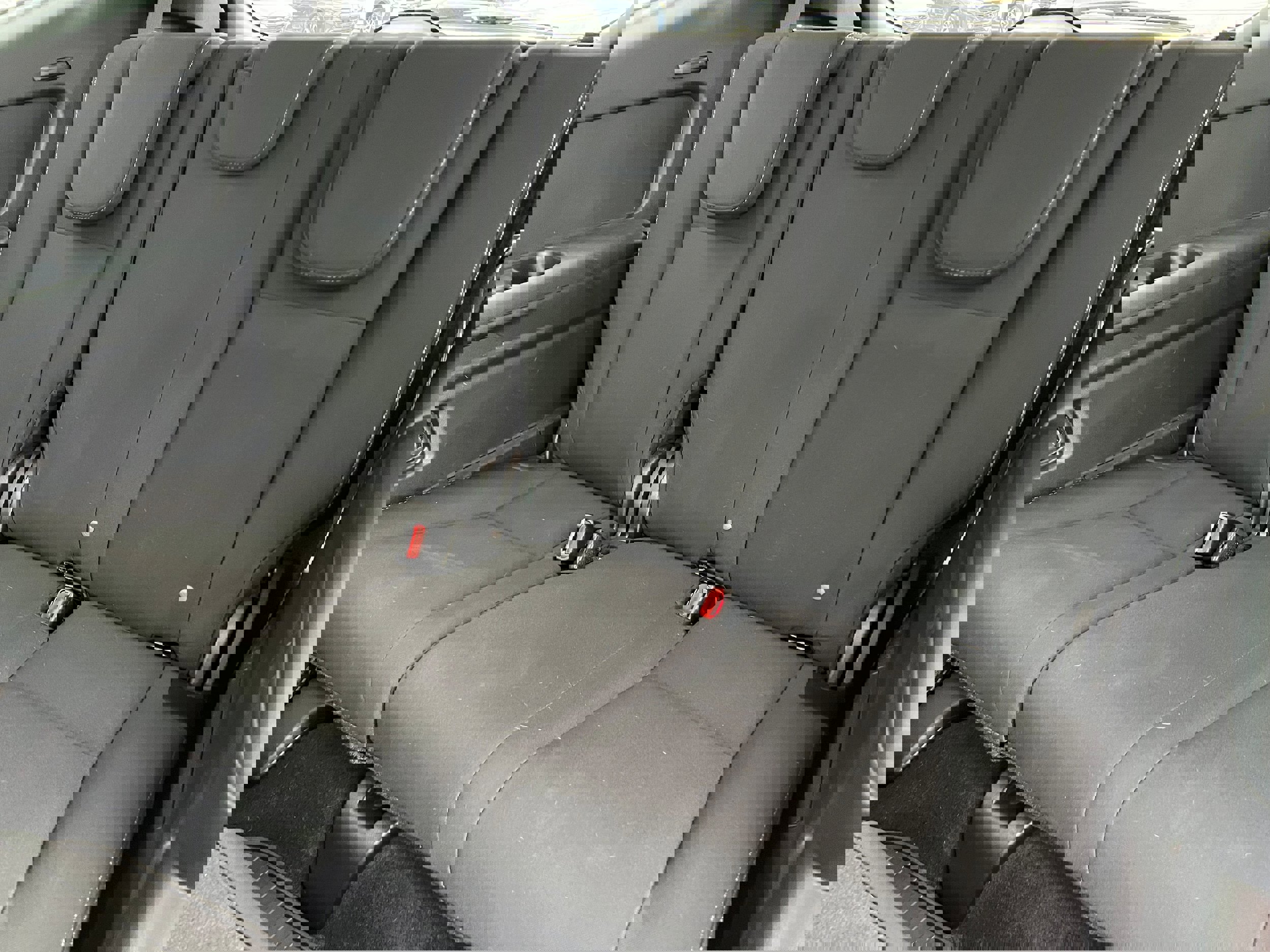 Used 2021 Subaru Ascent Premium w/ Convenience Package image 14