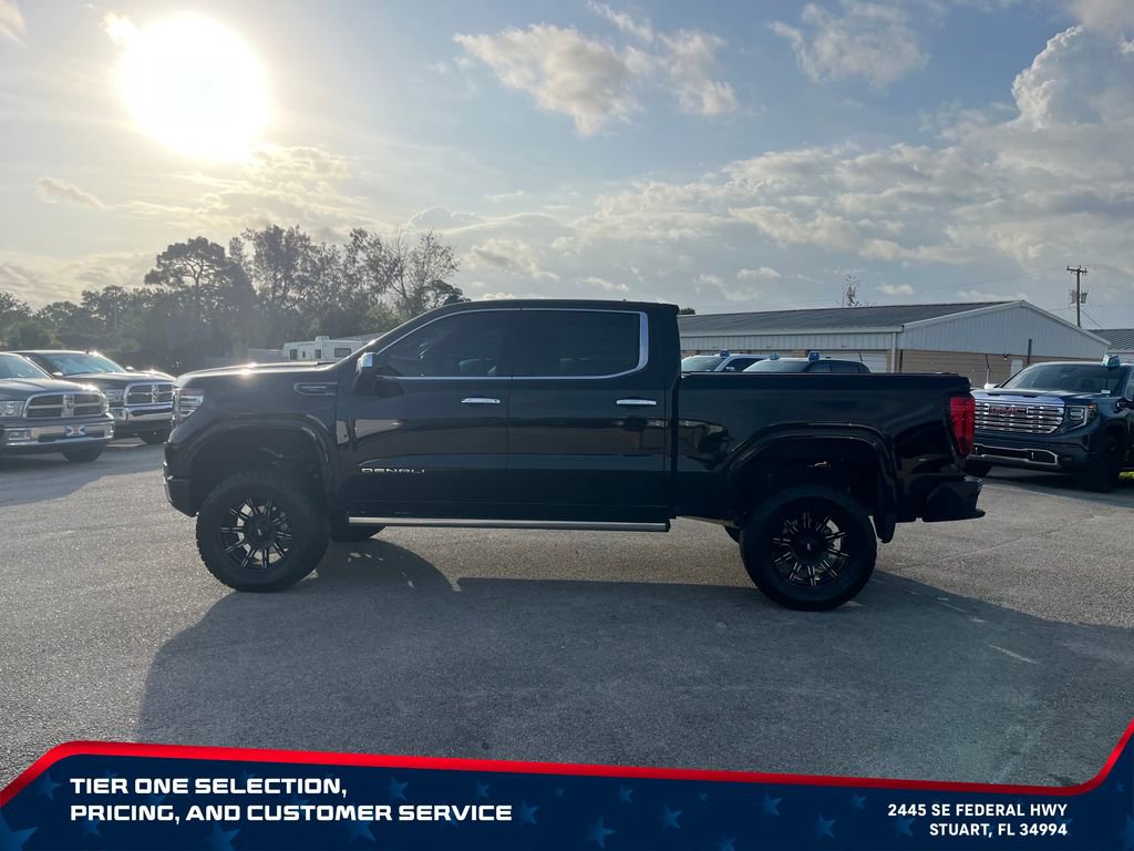 Used 2024 GMC Sierra 1500 Denali Ultimate AWD/4WD image 8