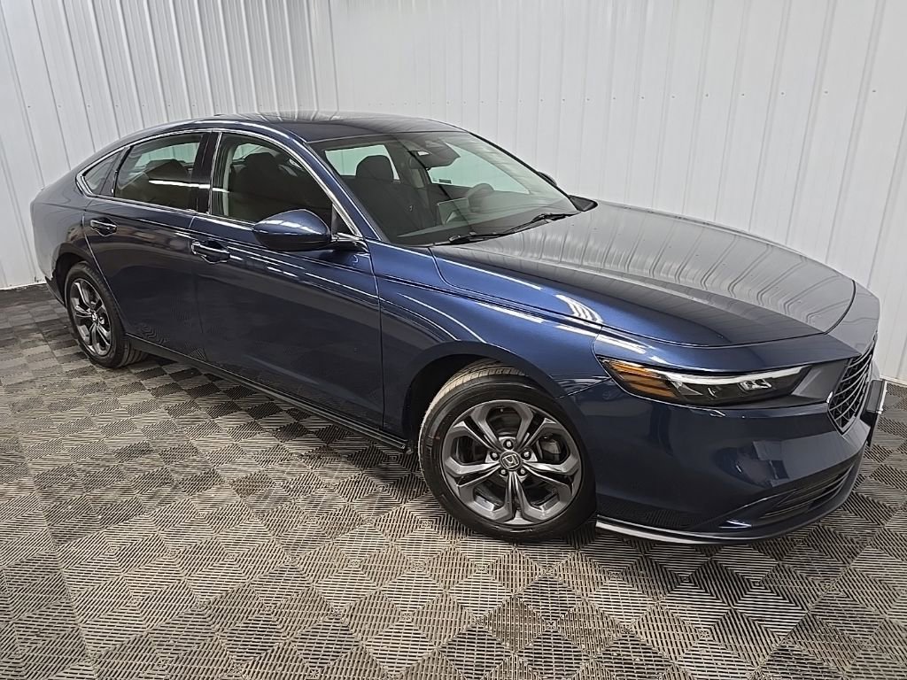 Used 2023 Honda Accord EX image 7