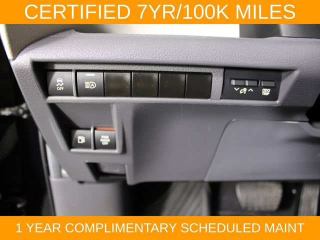 Used 2024 Toyota Sienna XLE FWD image 20