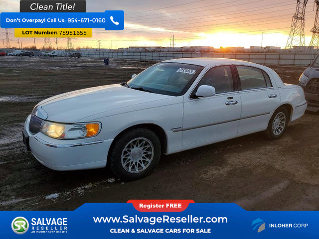 Used 2001 Lincoln Town Car Signature