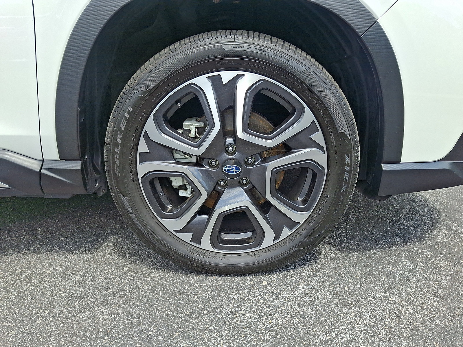 Used 2024 Subaru Ascent Touring AWD/4WD image 8