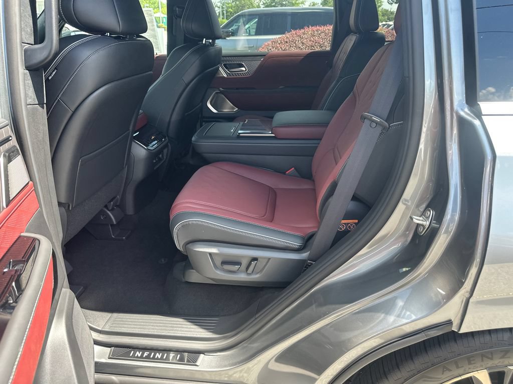 New 2027 INFINITI QX80 Autograph w/ Premium Cargo Package AWD/4WD image 17