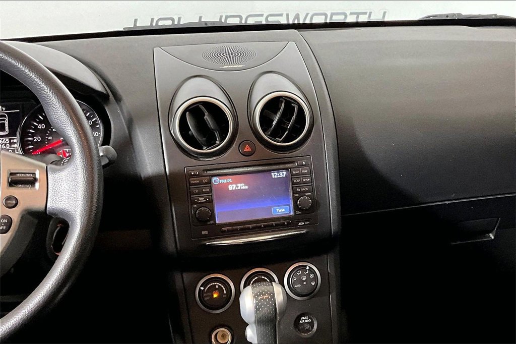 Used 2013 Nissan Rogue SV w/ Premium Pkg image 5