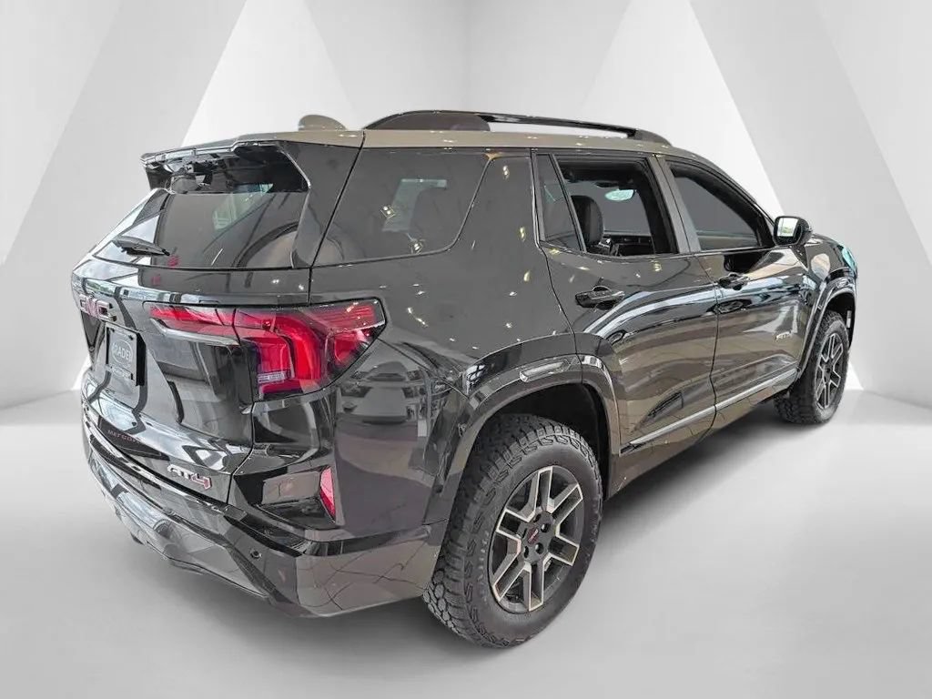 New 2027 GMC Terrain AT4 w/ Technology Package II AWD/4WD image 7