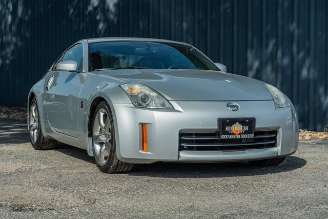 Used 2008 Nissan 350Z Touring RWD image 8