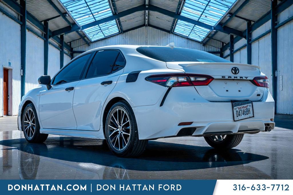 Used 2023 Toyota Camry SE image 27