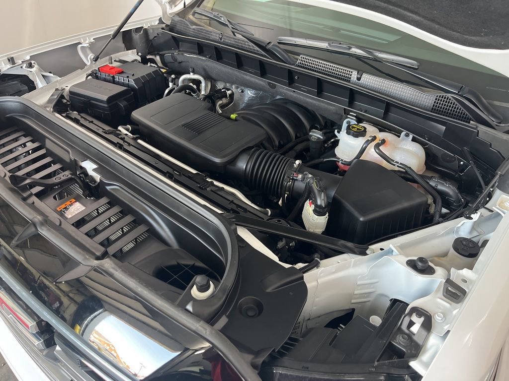 Used 2025 GMC Sierra 1500 AT4 image 11