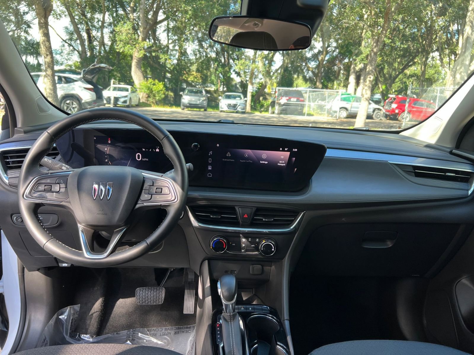 Used 2025 Buick Encore GX Preferred image 27