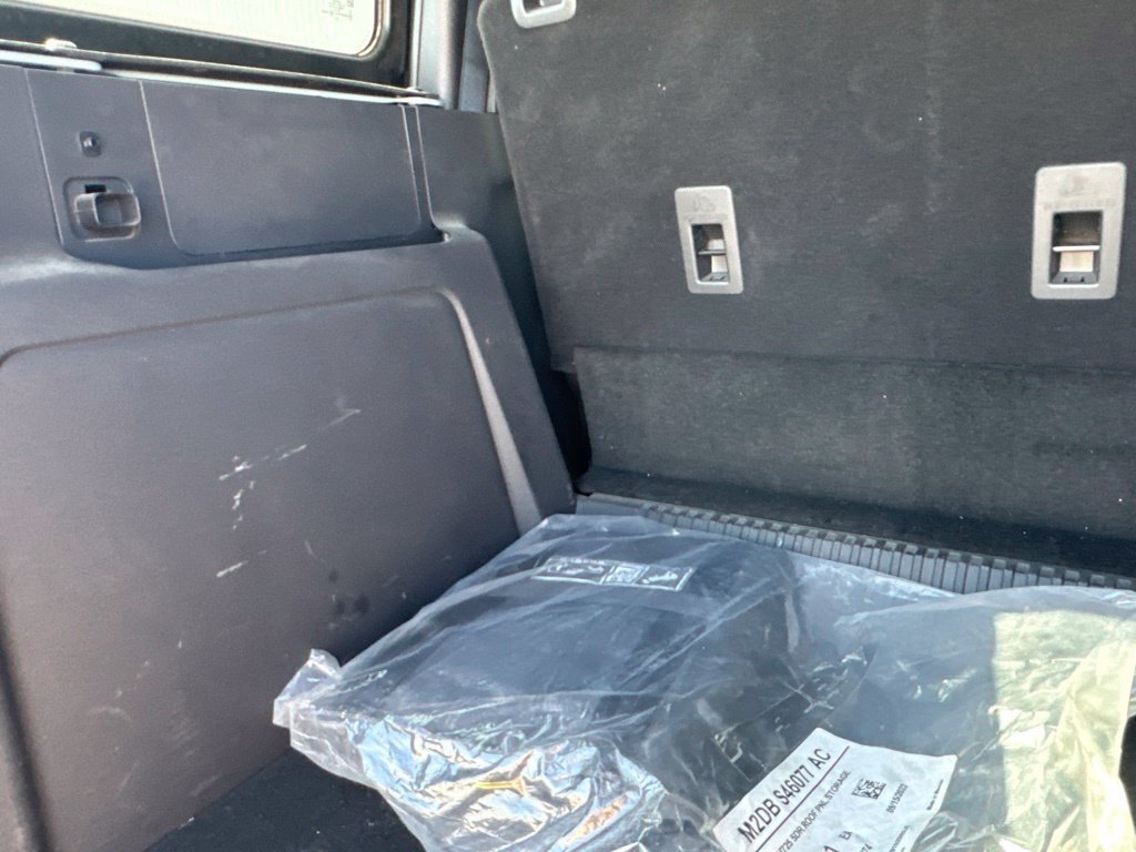 Certified 2023 Ford Bronco Badlands w/ Sasquatch Package AWD/4WD image 25