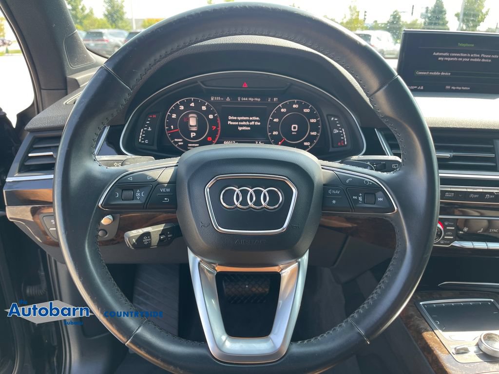 Used 2018 Audi Q7 3.0T Prestige AWD/4WD image 12