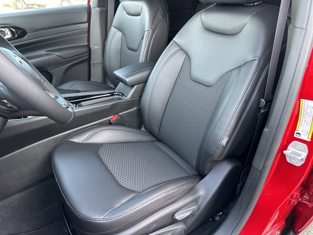 New 2026 Jeep Compass Latitude AWD/4WD image 54