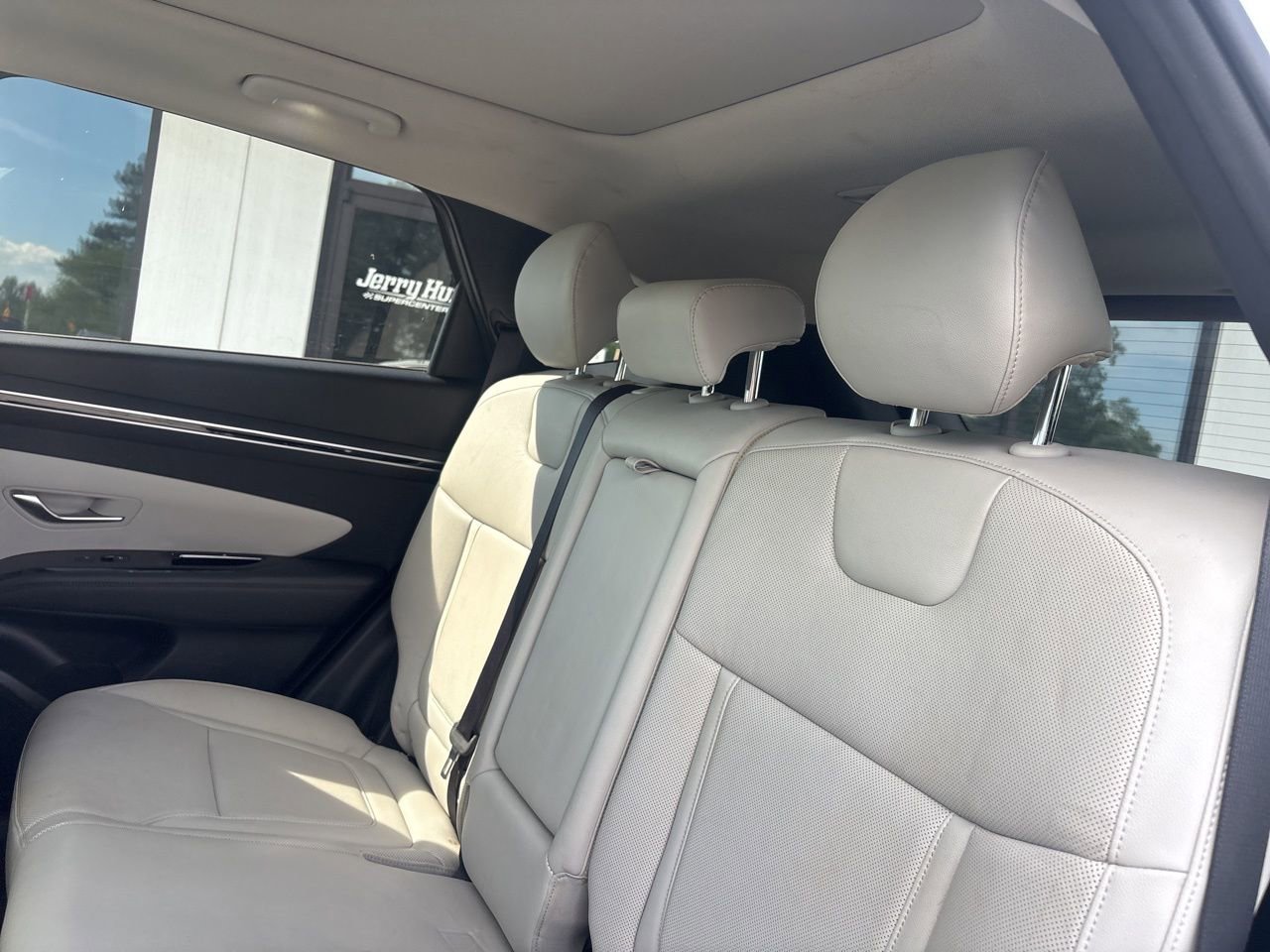 Used 2022 Hyundai Tucson Limited w/ Cargo Package image 5