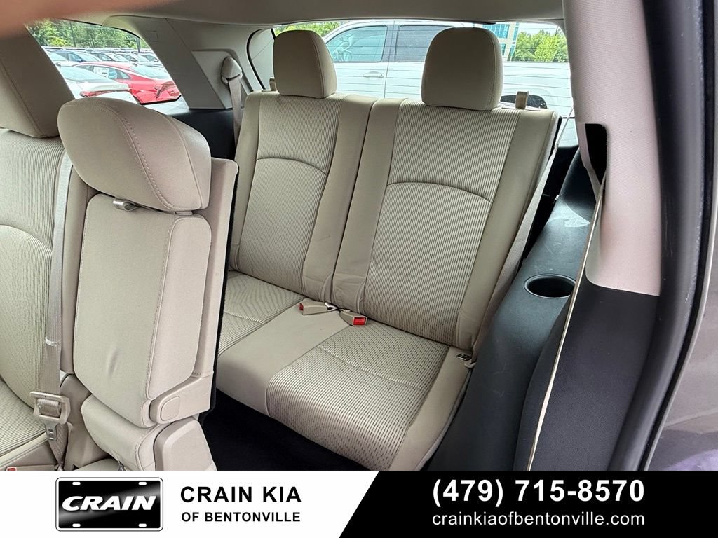 Used 2015 Dodge Journey American Value Package w/ Flexible Seating Group FWD image 29