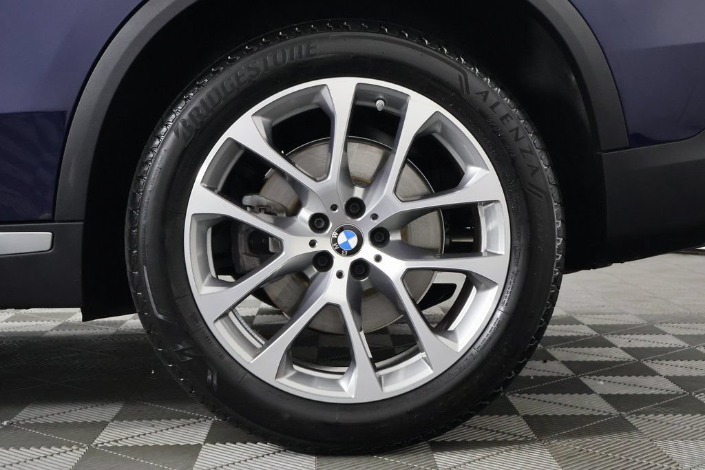 Certified 2026 BMW X5 xDrive40i w/ Climate Comfort Package AWD/4WD image 16