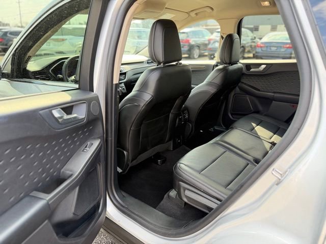 Used 2020 Ford Escape Titanium image 12