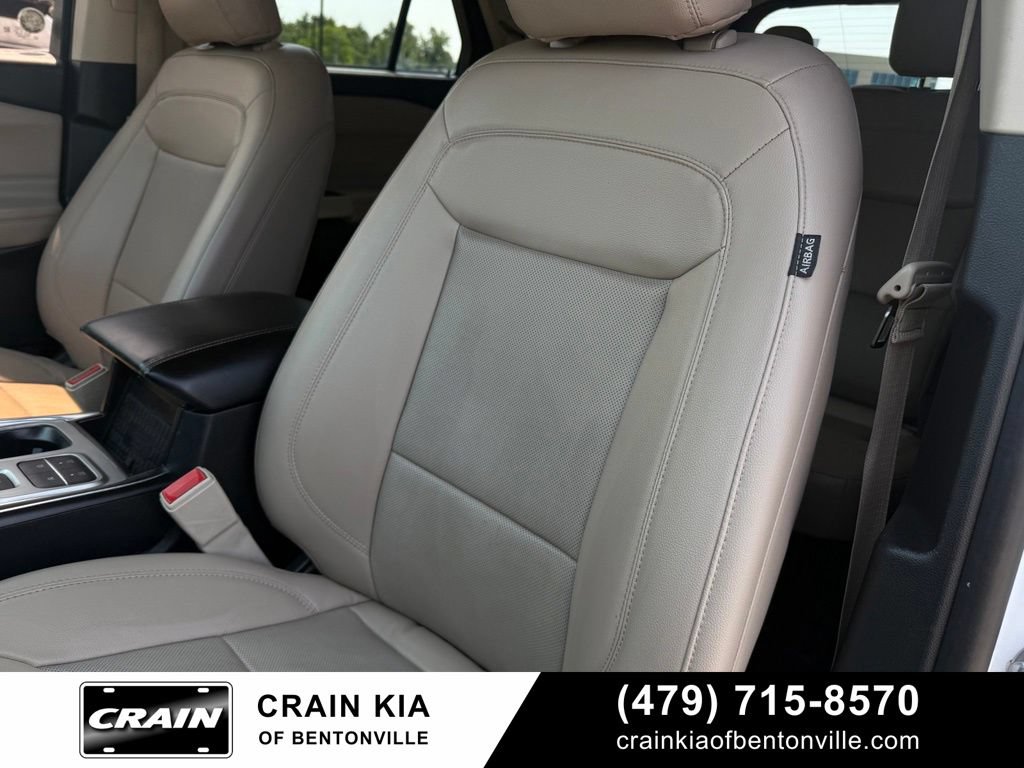 Used 2021 Ford Explorer Limited w/ Equipment Group 301A RWD image 22