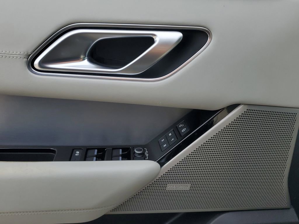 Used 2020 Land Rover Range Rover Velar SV Autobiography Dynamic AWD/4WD image 13