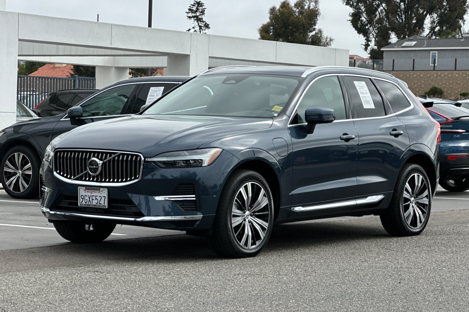 Certified 2023 Volvo XC60 T8 Plus w/ Protection Package Premier AWD/4WD image 8