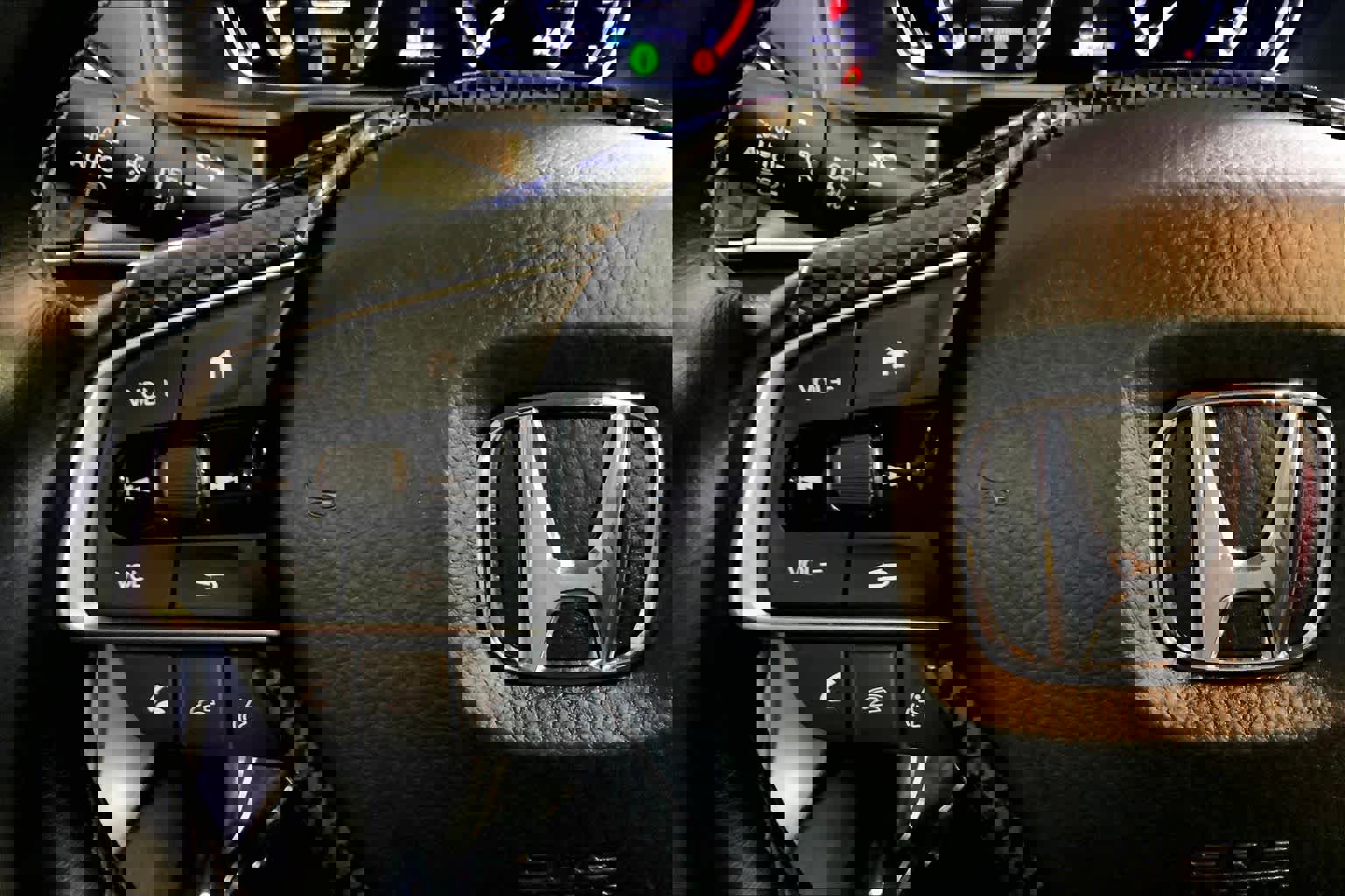 Used 2021 Honda Accord EX-L image 24