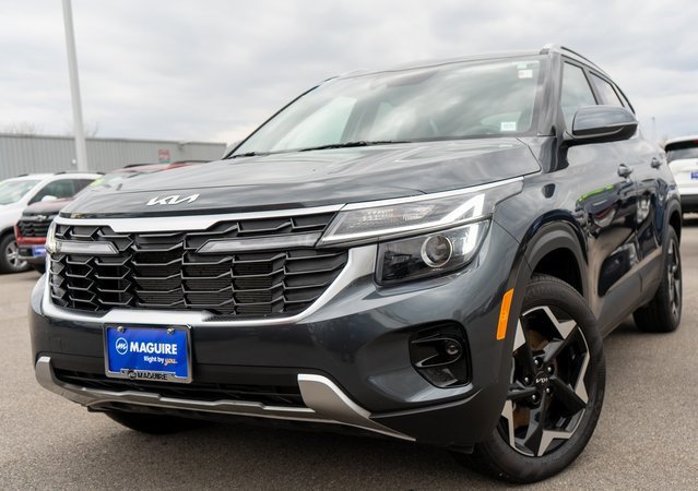 Used 2025 Kia Seltos EX image 1