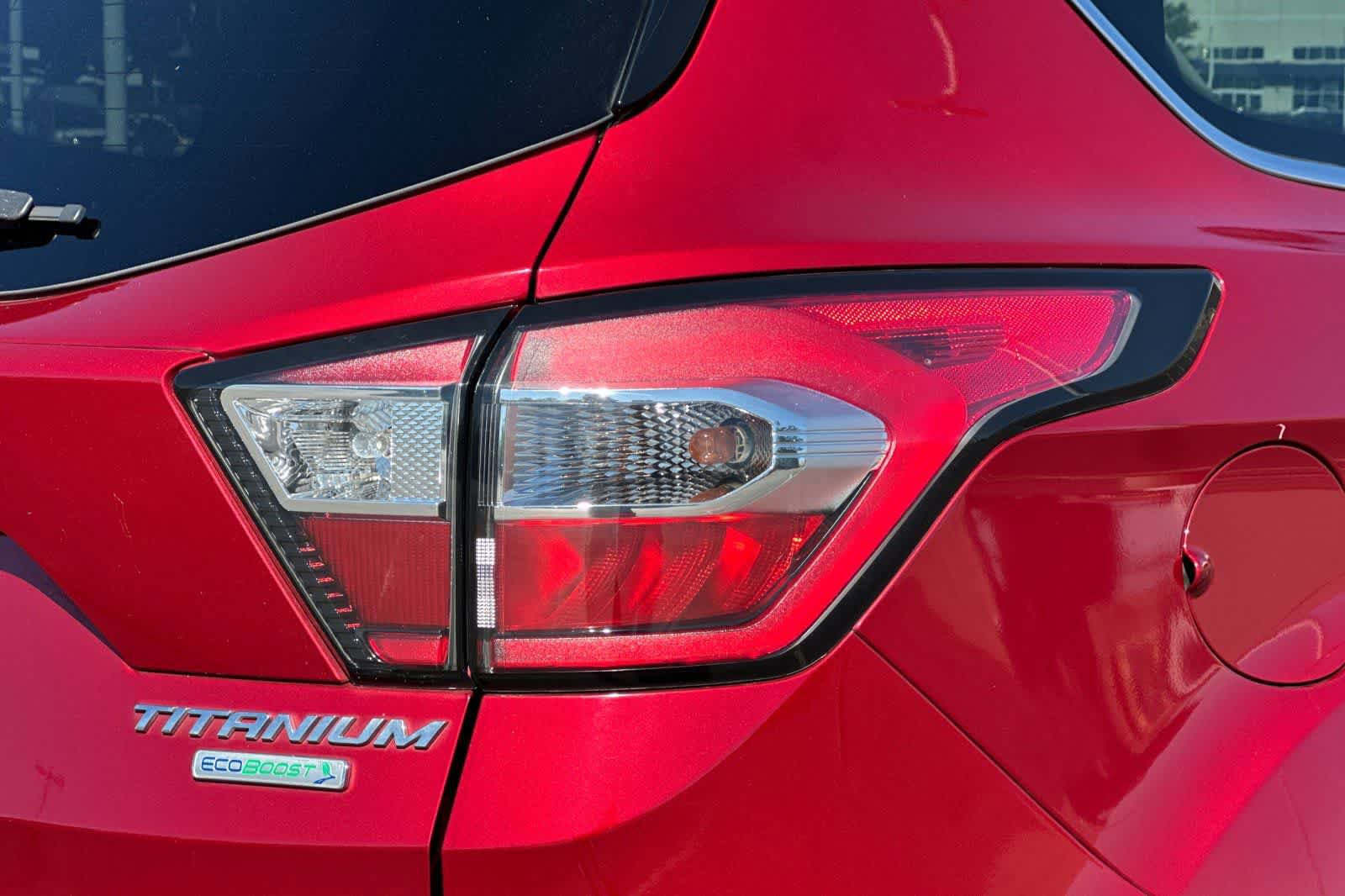 Used 2017 Ford Escape Titanium FWD image 32
