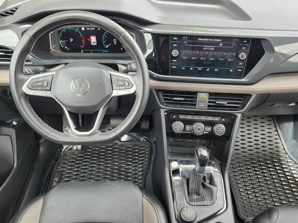 Used 2022 Volkswagen Taos SEL AWD/4WD image 3