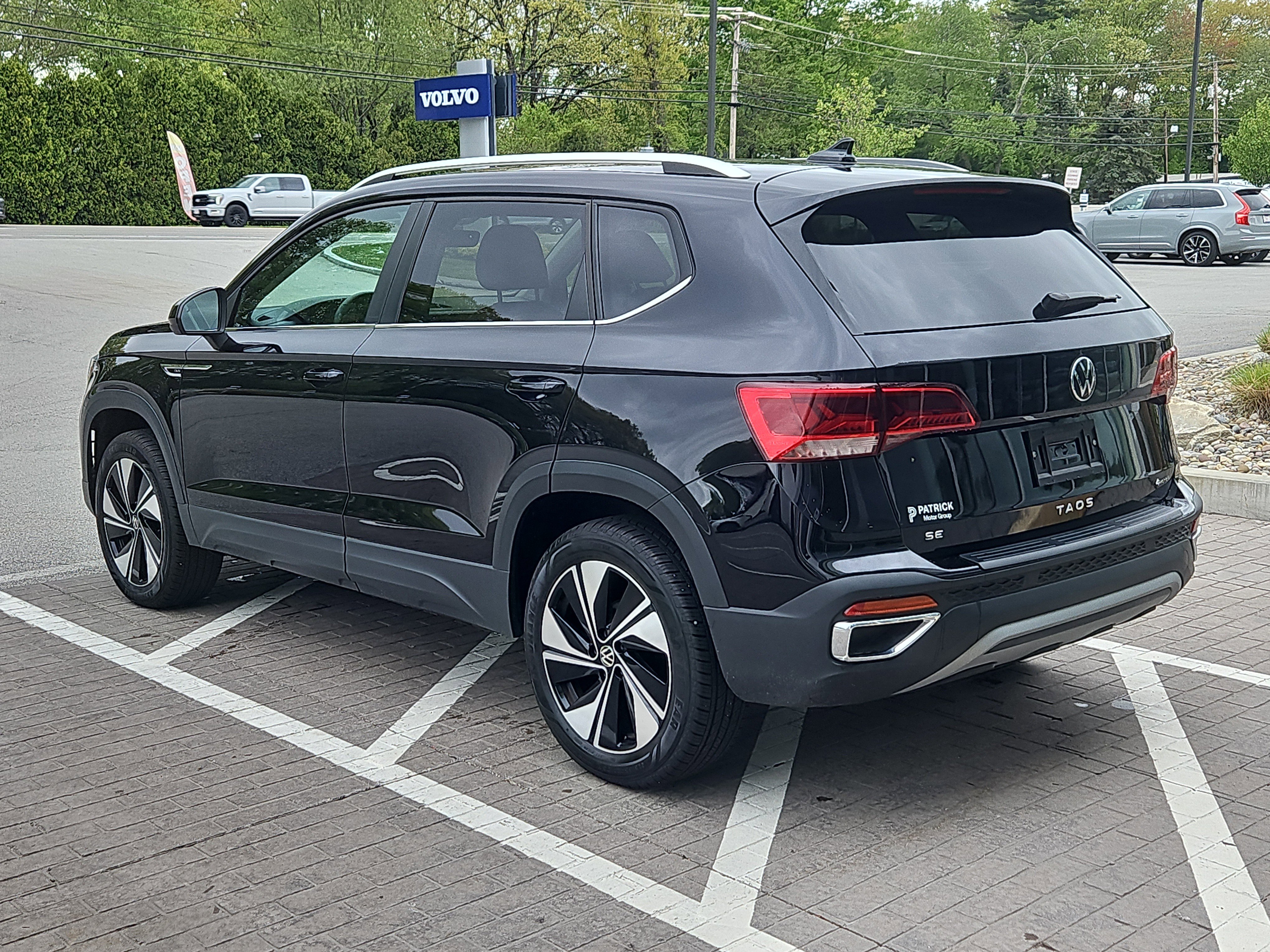 Certified 2024 Volkswagen Taos SE AWD/4WD image 25