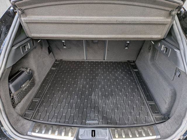 Used 2023 Jaguar F-PACE S image 6