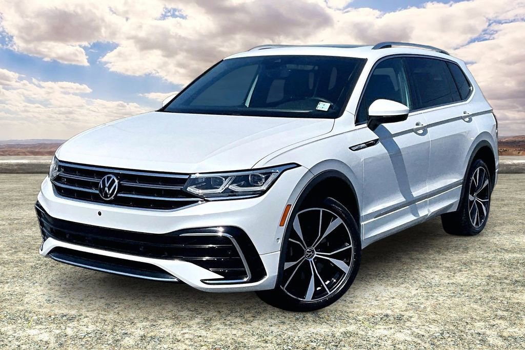 Used 2022 Volkswagen Tiguan SEL R-Line AWD/4WD image 3