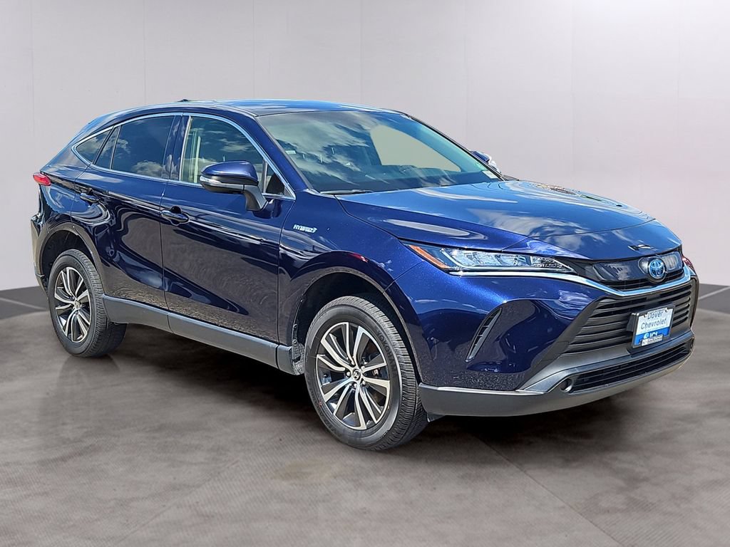 Used 2021 Toyota Venza LE w/ Carpet Mat Package (TMS) AWD/4WD image 3