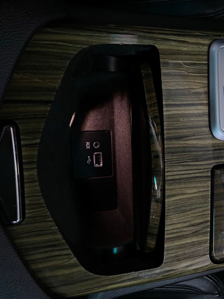 Used 2015 Maserati Ghibli image 43