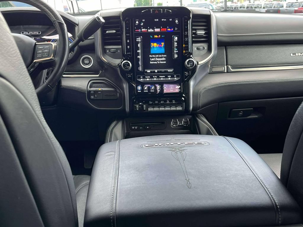Used 2019 RAM 3500 Limited AWD/4WD image 13