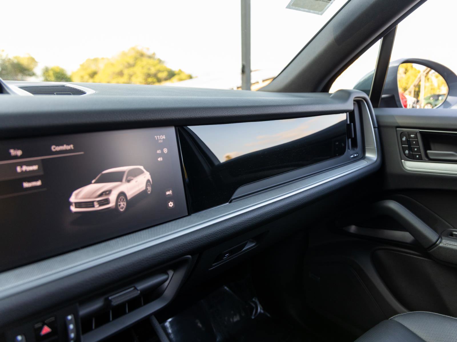 New 2025 Porsche Cayenne E-Hybrid image 35