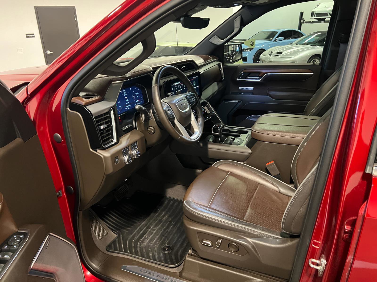 Used 2023 GMC Sierra 1500 Denali w/ Denali Reserve Package image 10