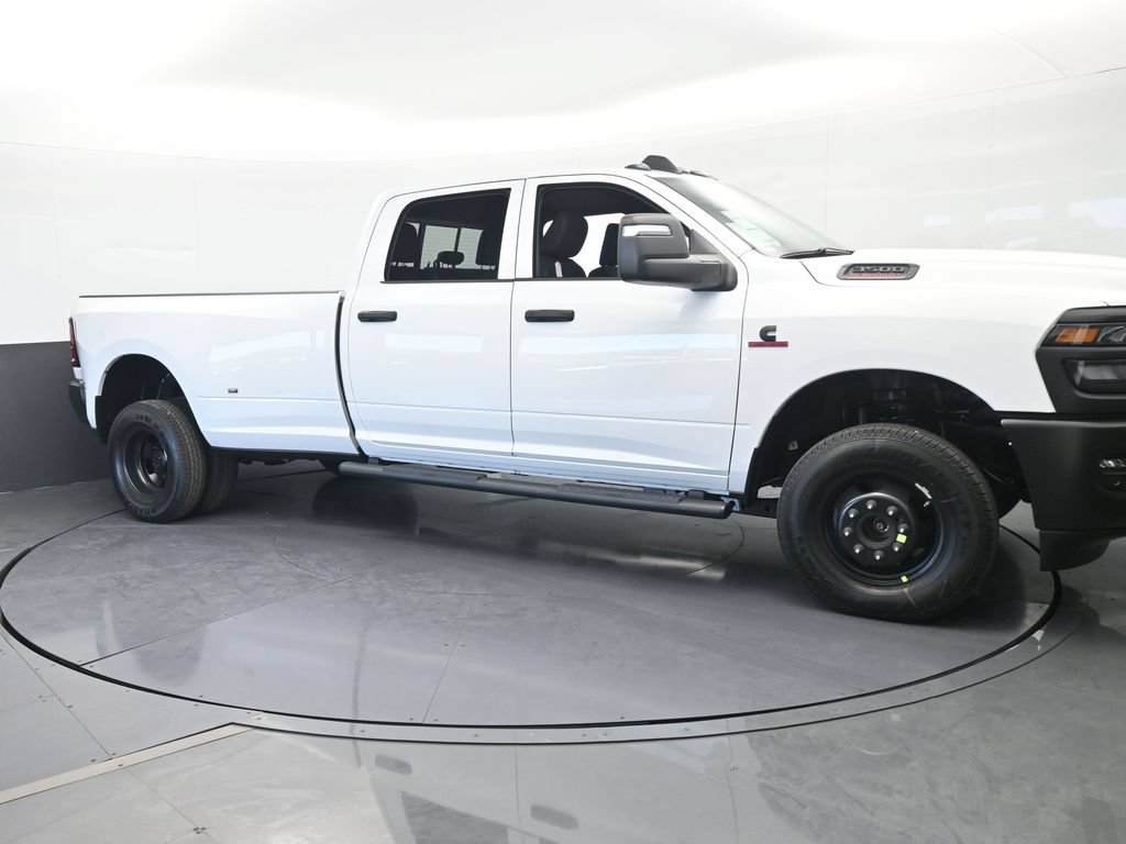 Used 2026 RAM 3500 Tradesman AWD/4WD image 8