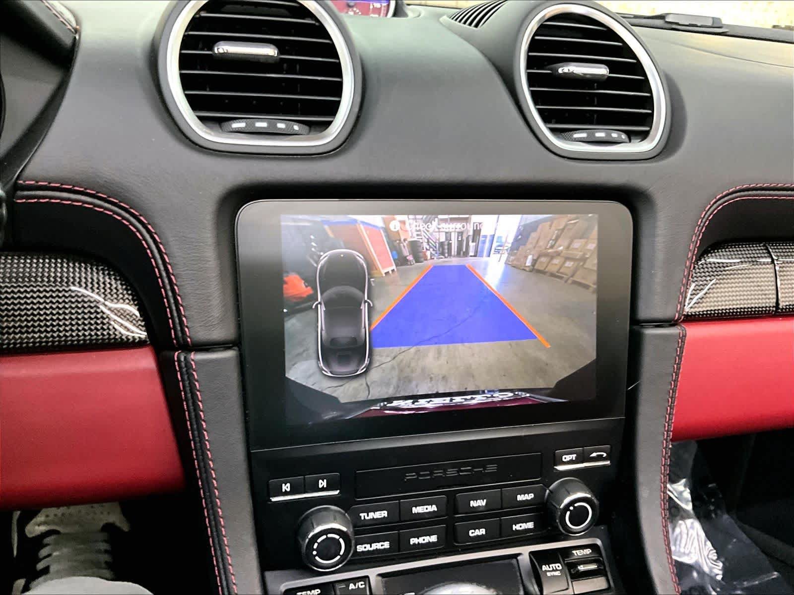 Used 2024 Porsche 718 Boxster RWD image 24