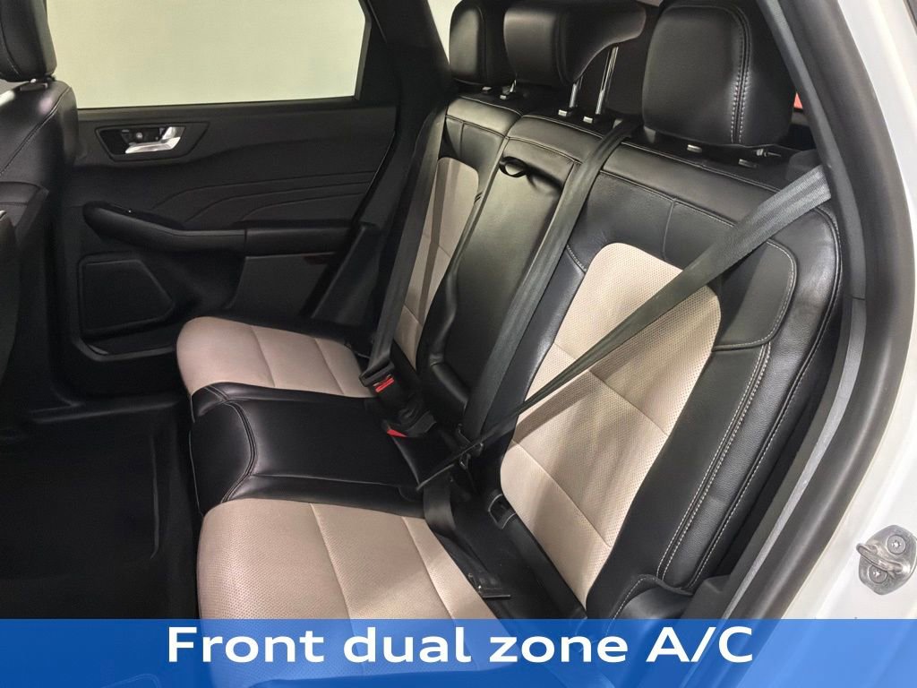 Used 2021 Ford Escape Titanium w/ Titanium Elite Package image 18
