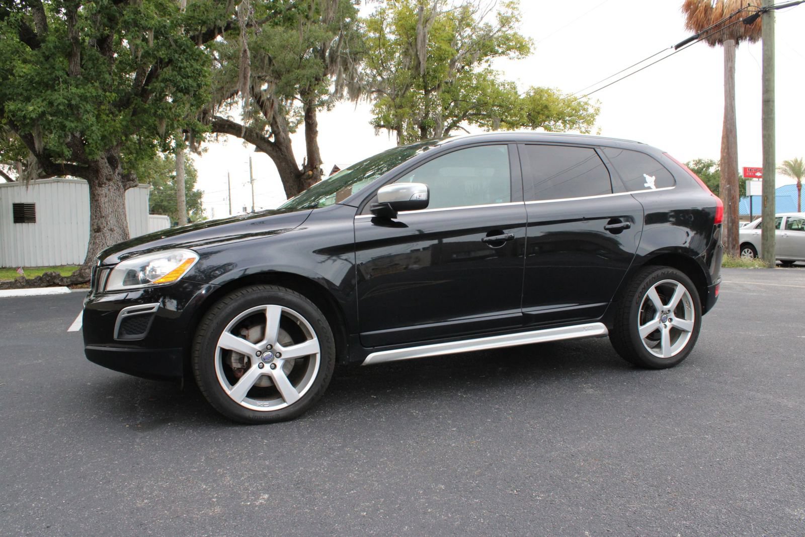 Used 2013 Volvo XC60 T6 R-Design Platinum AWD/4WD image 3
