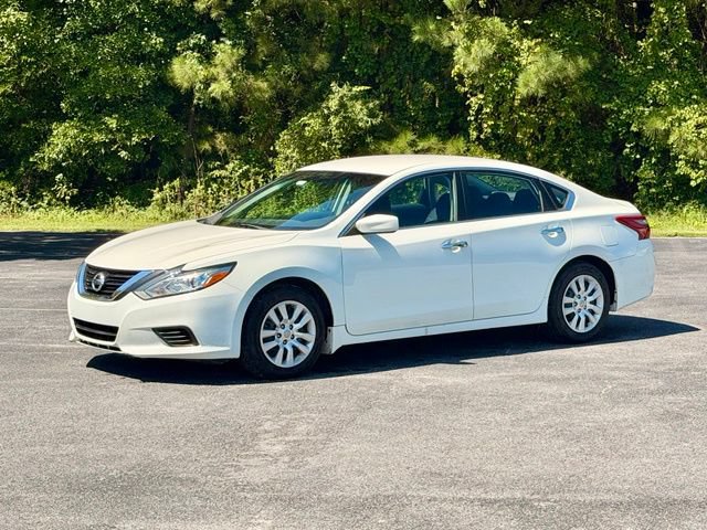 Used 2018 Nissan Altima 2.5 S FWD image 2