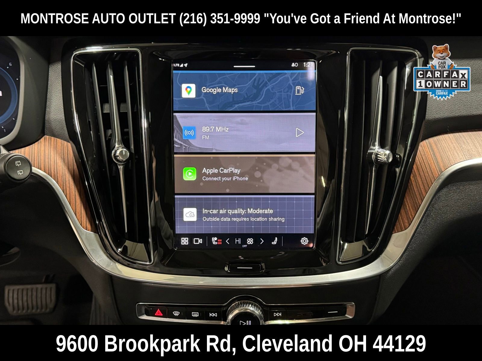 Used 2025 Volvo V60 B5 Cross Country Plus image 23