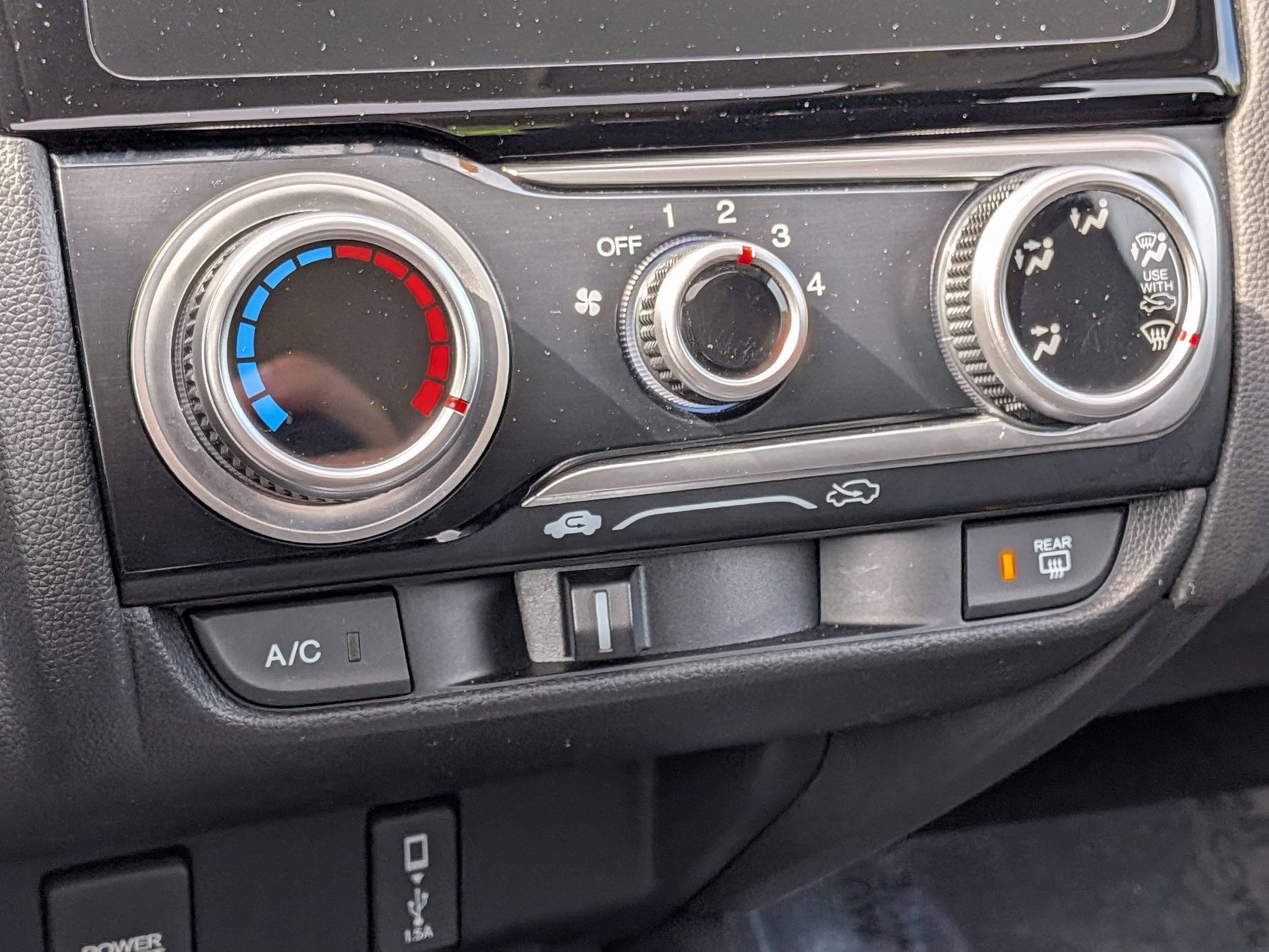 Used 2018 Honda Fit EX image 19