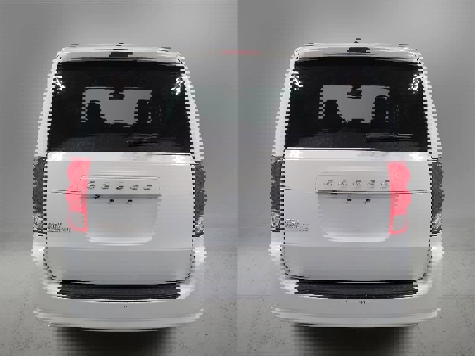 Certified 2018 Dodge Grand Caravan SXT w/ Driver Convenience Group image 7