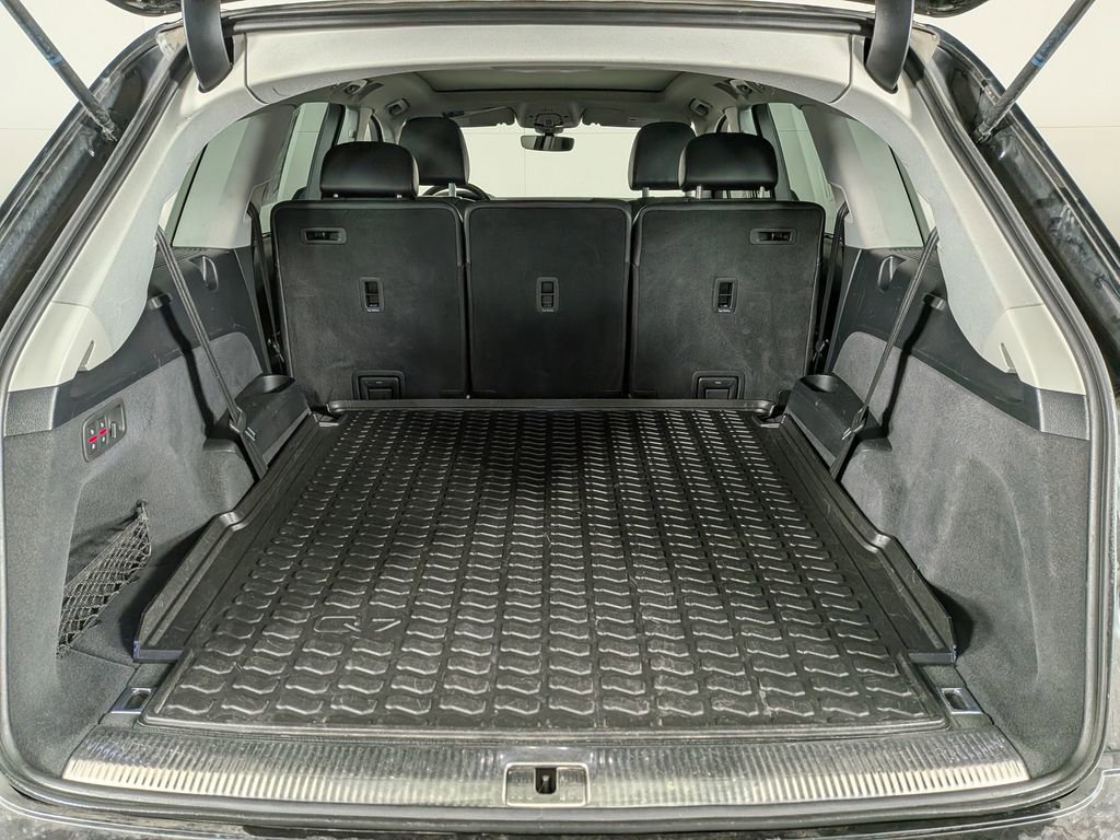 Used 2018 Audi Q7 3.0T Premium Plus w/ Premium Plus Package image 10