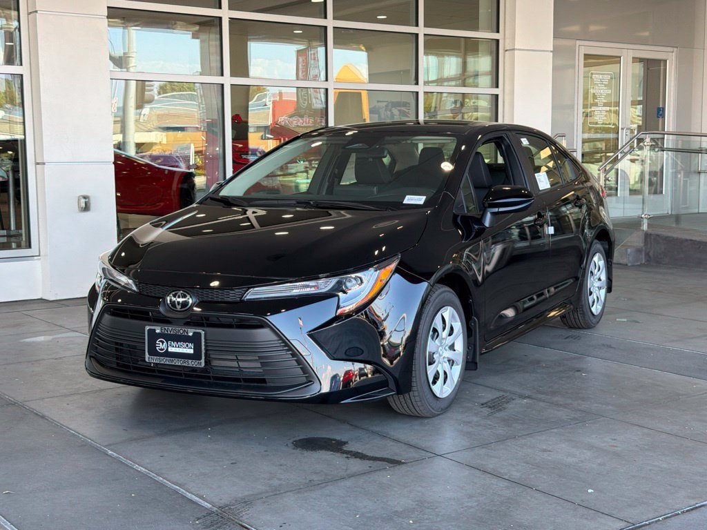New 2027 Toyota Corolla LE FWD image 2