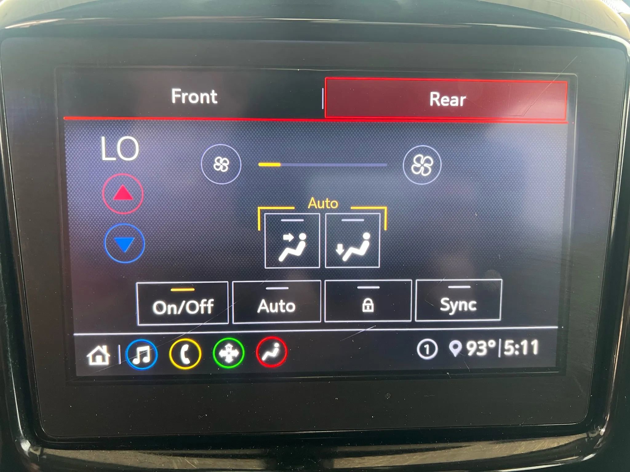 Used 2021 Chevrolet Traverse LT image 21