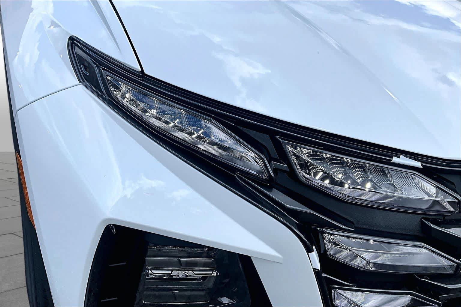 New 2026 Hyundai Tucson Blue SE FWD image 18
