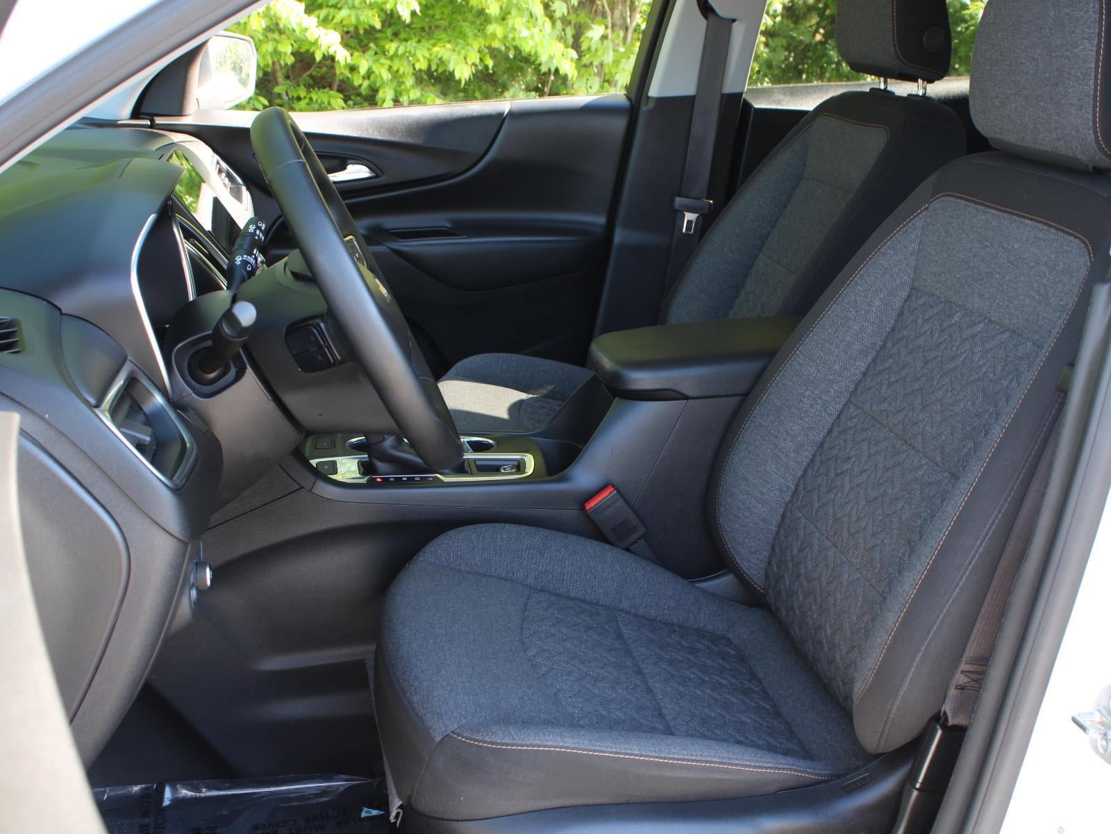 Used 2024 Chevrolet Equinox LT AWD/4WD image 16