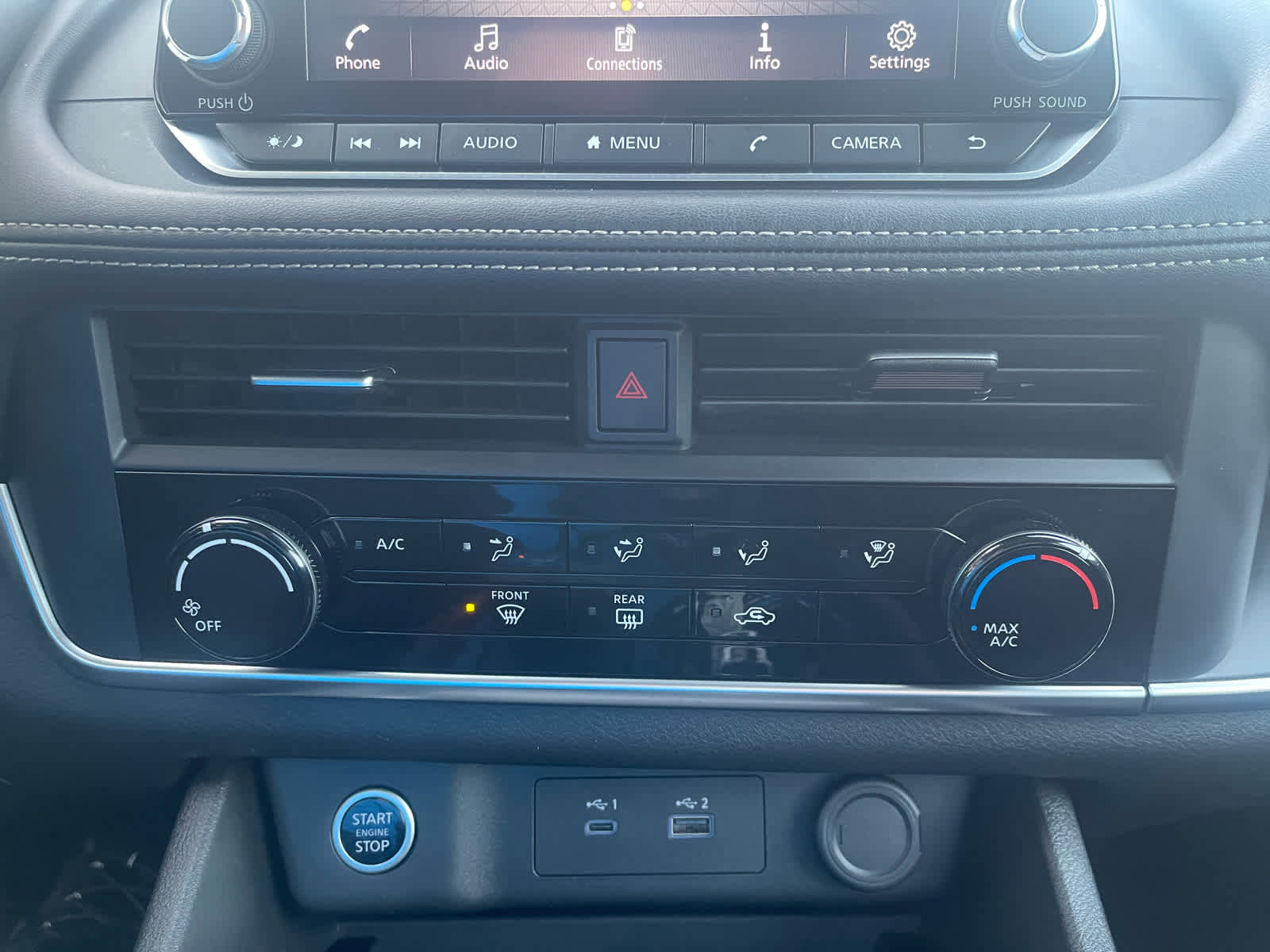 Used 2023 Nissan Rogue S image 28