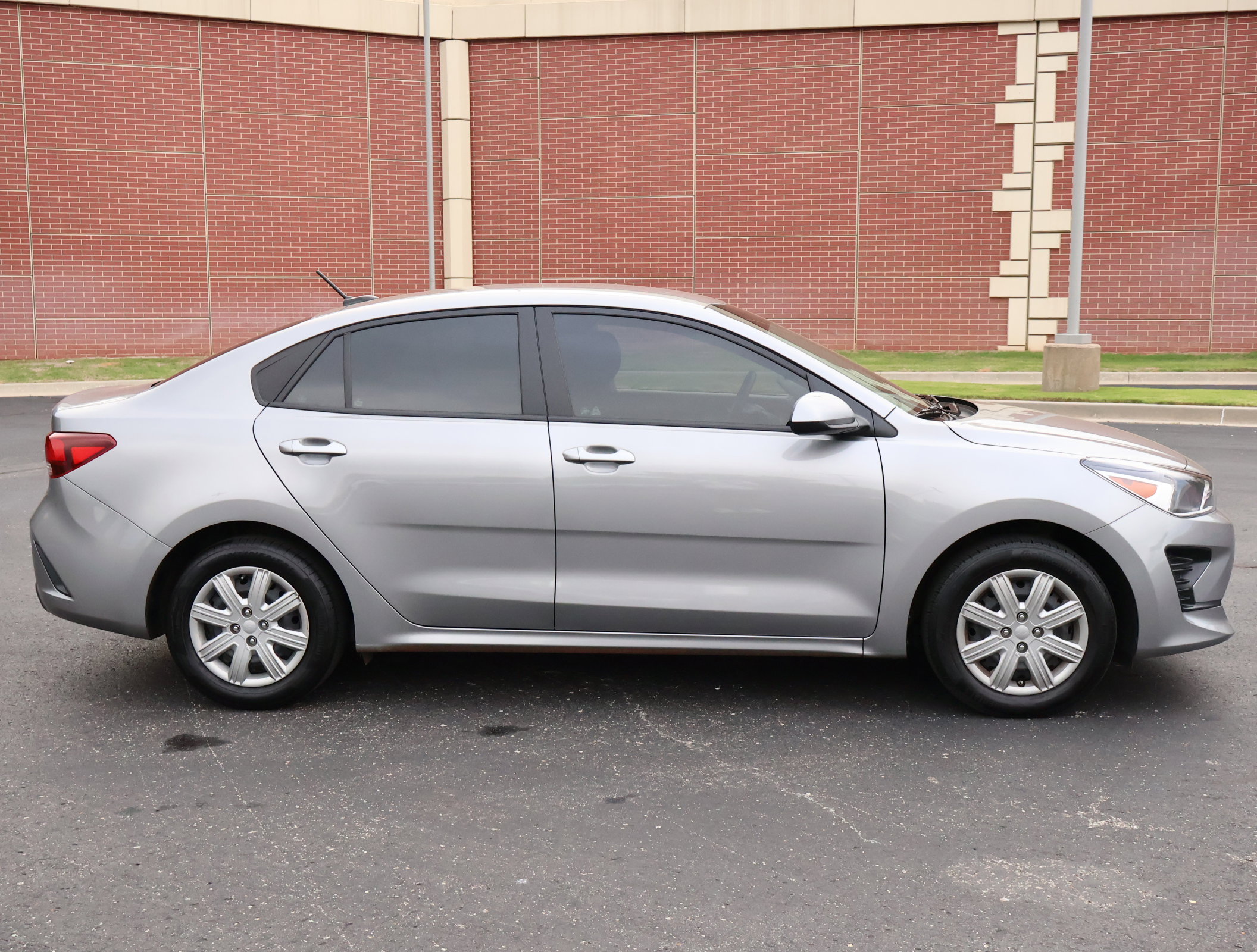 Used 2023 Kia Rio S FWD image 25